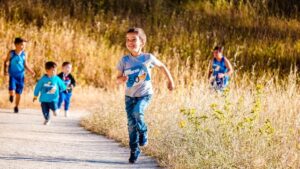 Read more about the article Empowering Parents: 5 Essential Tips for Raising Healthy, Happy Kids