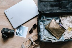 Read more about the article How to Pack Light: Fashion and Beauty Essentials for Travel
