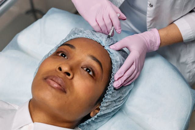 You are currently viewing The Pros and Cons of Dermal Fillers: A Comprehensive Guide