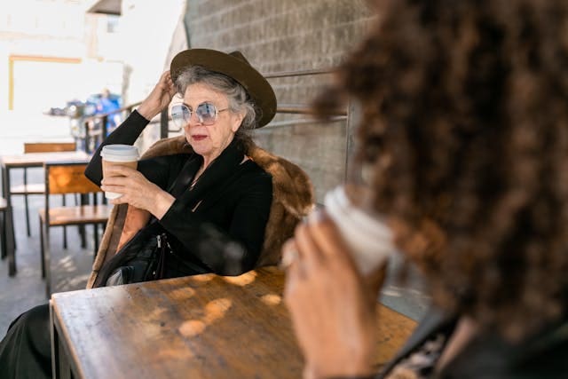 Menopause and Weight Gain: How Hormone Replacement Therapy Can Help
