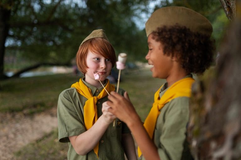 Girl Scouts Leadership Guide: Mastering Outdoor Challenges and Team-Building